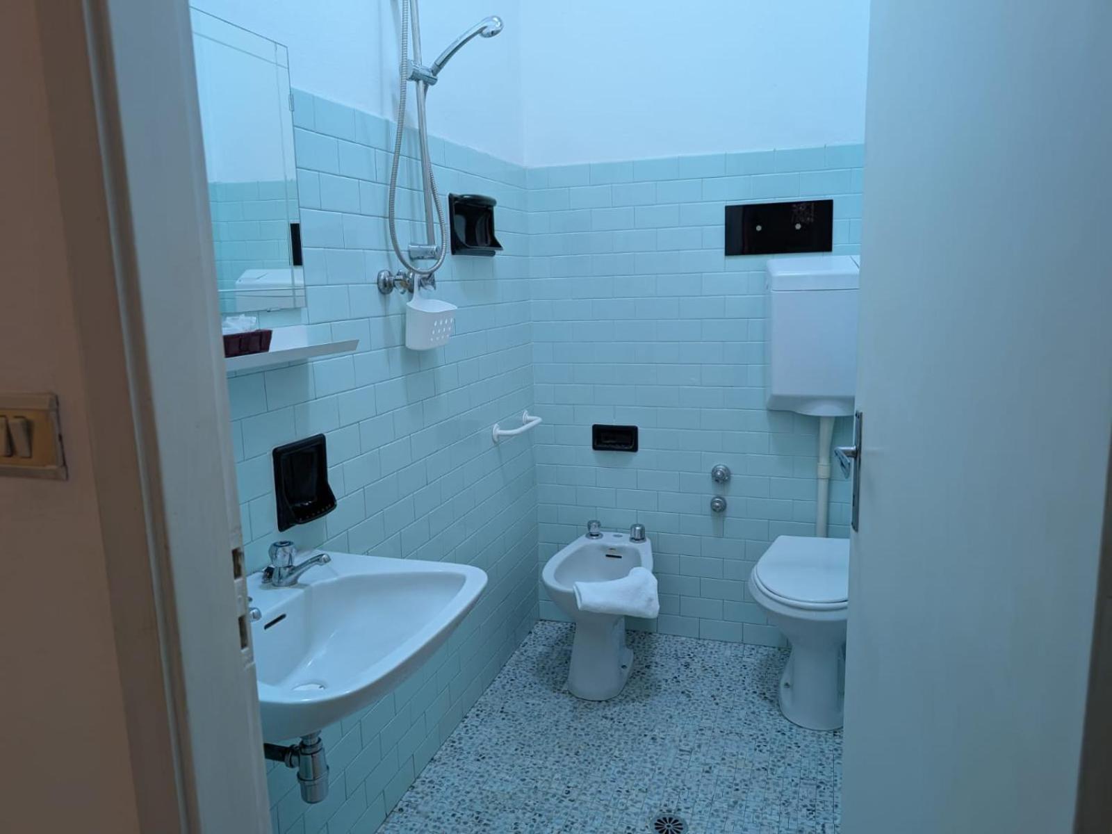 Villa Antonietta Rooms & Coffee Cesenatico Oda fotoğraf